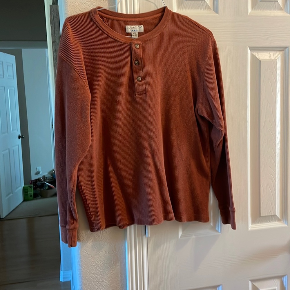 Covington rust long sleeve thermal Henley shirt L